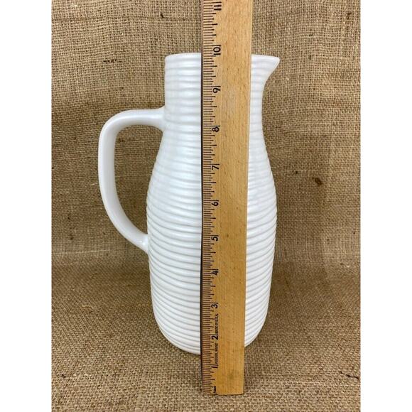 Farval Juice Water Pitcher Vase White 10" Made In Portugal - Picture 8 of 8